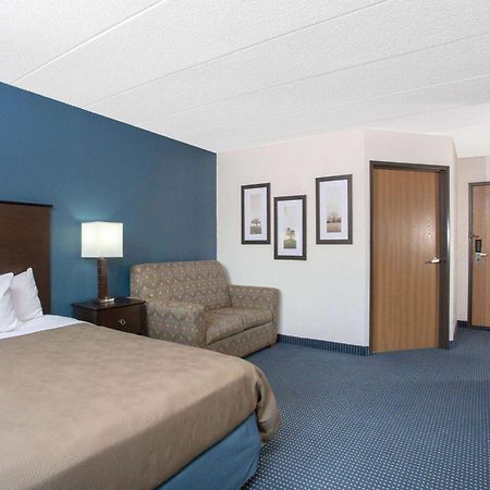 Americinn By Wyndham Hayward Bagian luar foto