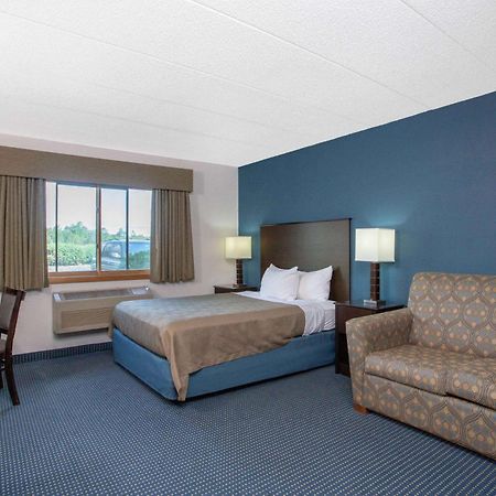 Americinn By Wyndham Hayward Bagian luar foto