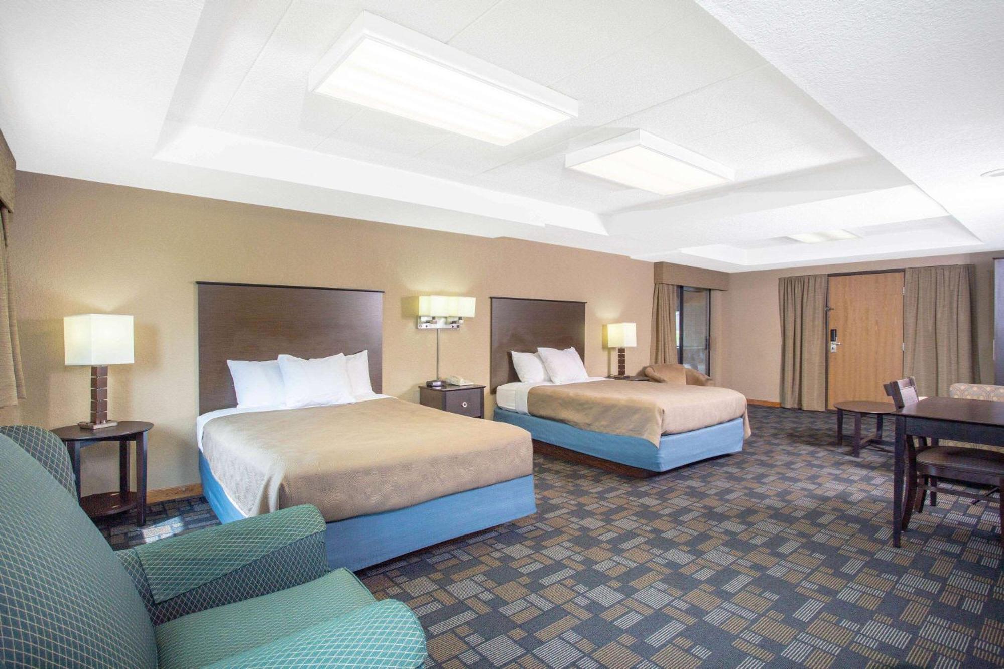 Americinn By Wyndham Hayward Bagian luar foto